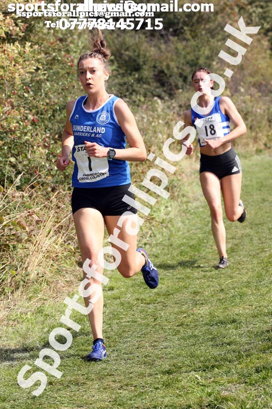 Senior womens and veteran relays, Sunderland Harriers Cross Country Relays, Farringdon, Sunderland . Photo: David T. Hewitson/Sports for All Pics